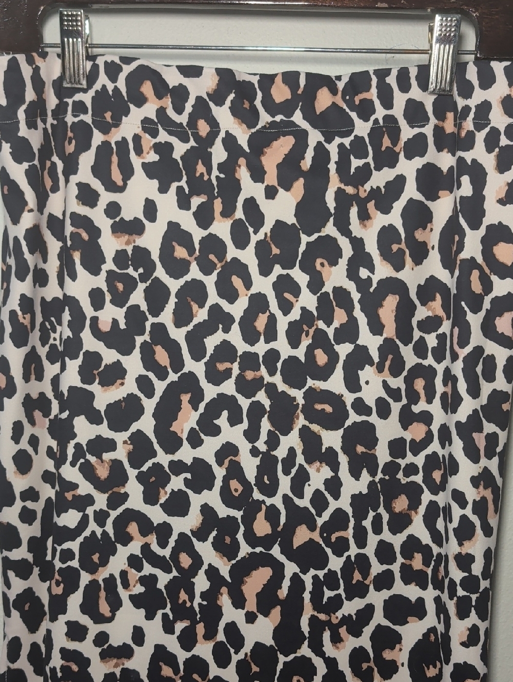 Jess Lea Leopard Printed Midi Skirt Cream Tan Black Stretchy NEW Women's Size M - Picture 2 of 6